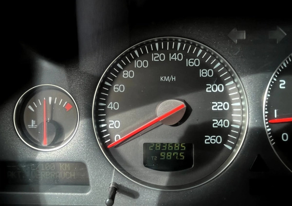 Volvo S60 cena 13000 przebieg: 284000, rok produkcji 2004 z Halinów małe 121